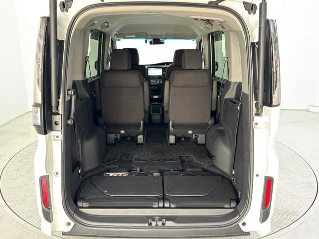 ステップワゴンスパーダ e:HEVスパーダGホンダセンシング 前後純正ドライブレコーダー 純正メモリーナビ 地デジチューナー ミュージックラック Bluetooth対応 ETC2.0 左右電動スライドドア(32枚目)