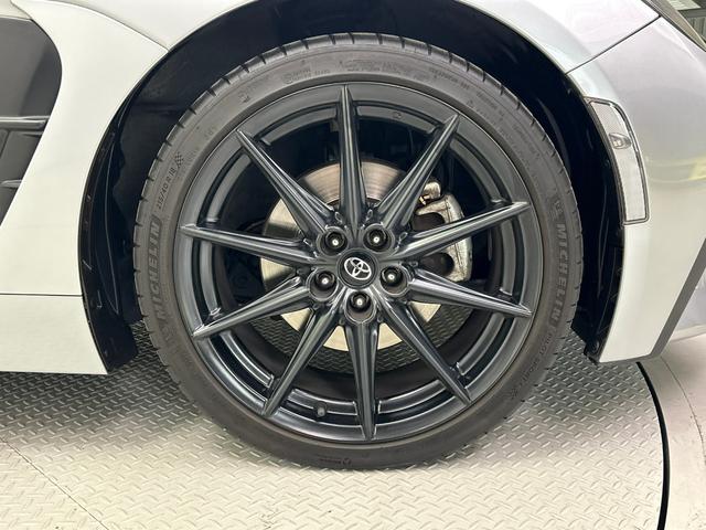 GR86 RZ 純正メモリーナビ 地デジチューナー Bluetooth対応 左右シートヒーター ドライブレコーダー ETC 純正アルミホイール パドルシフト付き(10枚目)