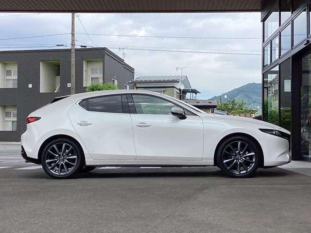 ＭＡＺＤＡ３ファストバック ２．０　２０Ｓ　プロアクティブ　ツーリング　セレクション　／ＢＯＳＥサウンド／バーガンディ内装（7枚目）