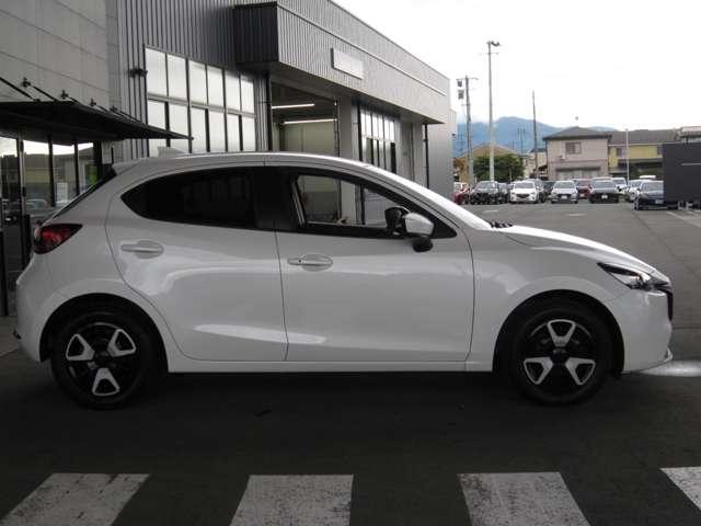 MAZDA2 1.5 15BD i セレクション /登録済未使用車/前席シートヒーター/ステ(4枚目)