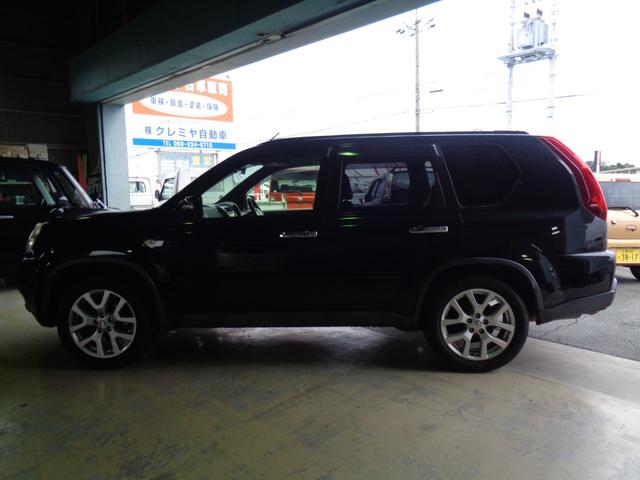 エクストレイル ２０Ｘｔｔ　４ＷＤ電動ガラスサンルーフ（5枚目）