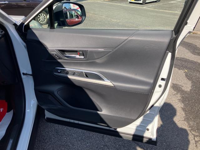 ハリアーハイブリッド Ｚ　レザーパッケージ　１２．３インチナビ・ＪＢＬ・ブラインドスポットモニター・デジタルインナーミラー・３６０°ドラレコ・Ｐゲート・ＥＴＣ・スモークフィルム・新品スタッドレス・ＴＶキャンセラー（31枚目）