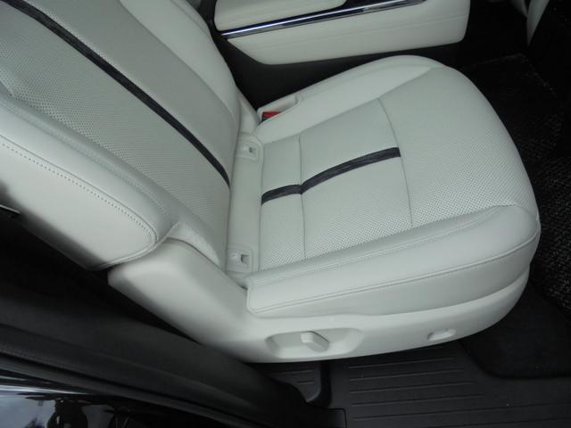 ＣＸ－８０ ＸＤ－ハイブリッド　プレミアムモダン　３６０°ビューモニター　ＢＯＳＥサウンド　純正ナビ　フルセグ　サンルーフ（17枚目）