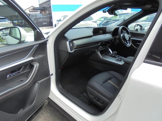ＣＸ－６０ ＸＤ　エクスクルーシブモード　３６０°ビューモニター　ＢＯＳＥサウンド　サンルーフ　純正ナビ　フルセグ　ＥＴＣ　ワイヤレス充電（19枚目）