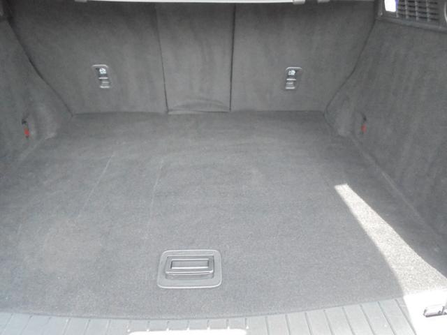 ＣＸ－６０ ＸＤ　エクスクルーシブモード　３６０°ビューモニター　ＢＯＳＥサウンド　サンルーフ　純正ナビ　フルセグ　ＥＴＣ　ワイヤレス充電（30枚目）