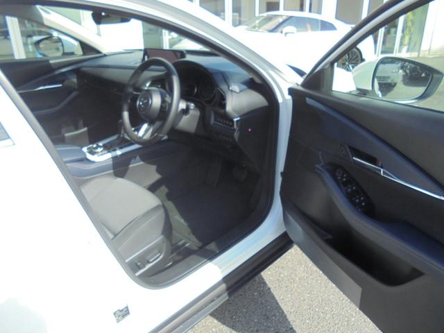 ＣＸ－３０ ２０Ｓ　ツーリング　３６０°ビューモニター　純正ナビ　フルセグ　ＥＴＣ　ワイヤレス充電（10枚目）