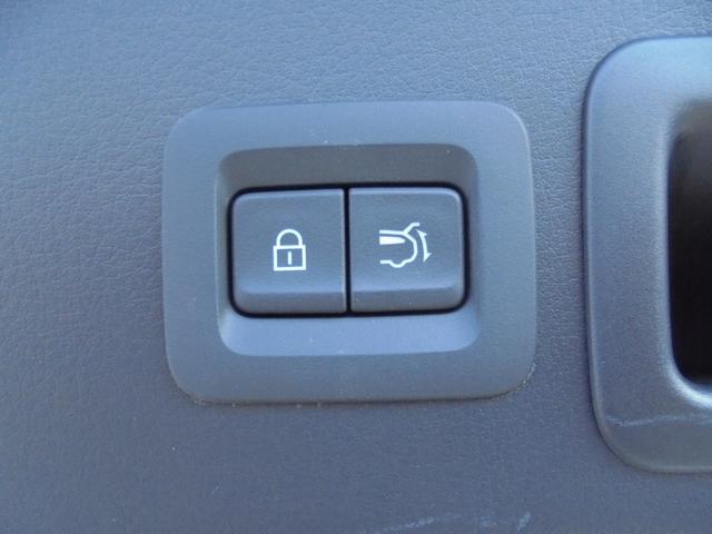 ＣＸ－３０ ２０Ｓ　ツーリング　３６０°ビューモニター　純正ナビ　フルセグ　ＥＴＣ　ワイヤレス充電（28枚目）