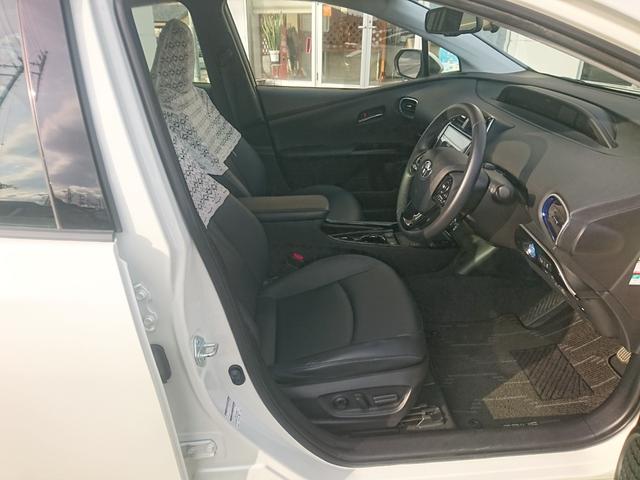 プリウス Ａツーリングセレクション　ＴＳＳ　パノラミックモニター　ＳＤナビ　フルセグ　ＥＴＣ　ドラレコ（11枚目）