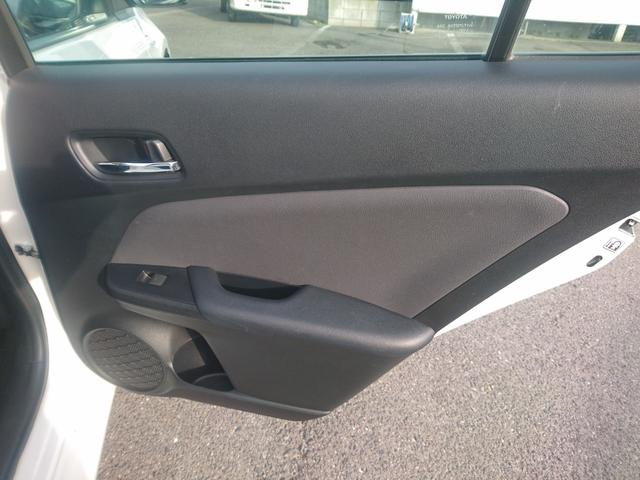 プリウス Ａツーリングセレクション　ＴＳＳ　パノラミックモニター　ＳＤナビ　フルセグ　ＥＴＣ　ドラレコ（17枚目）