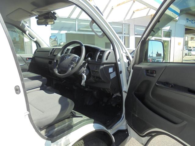 ハイエースバン ロングＤＸ　ＤＸロング　ハイルーフ　ＴＳＳ　メモリーナビ　ワンセグ　Ｂカメラ　ＥＴＣ（10枚目）