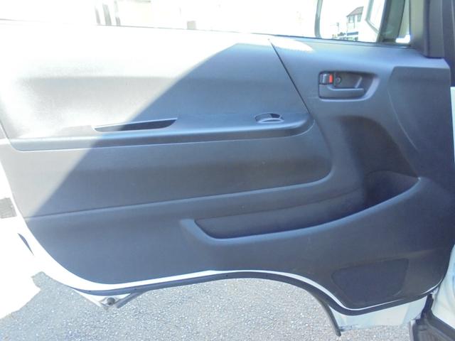 ハイエースバン ロングＤＸ　２．０ＤＸロングハイルーフ　ＴＳＳ　メモリーナビ　ワンセグ　Ｂカメラ　ＥＴＣ　ドラレコ（19枚目）