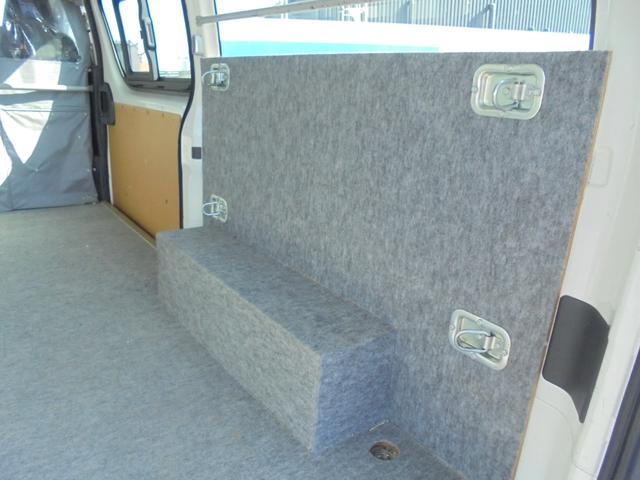 ハイエースバン ロングＤＸ　２．０ＤＸロングハイルーフ　ＴＳＳ　メモリーナビ　ワンセグ　Ｂカメラ　ＥＴＣ　ドラレコ（25枚目）