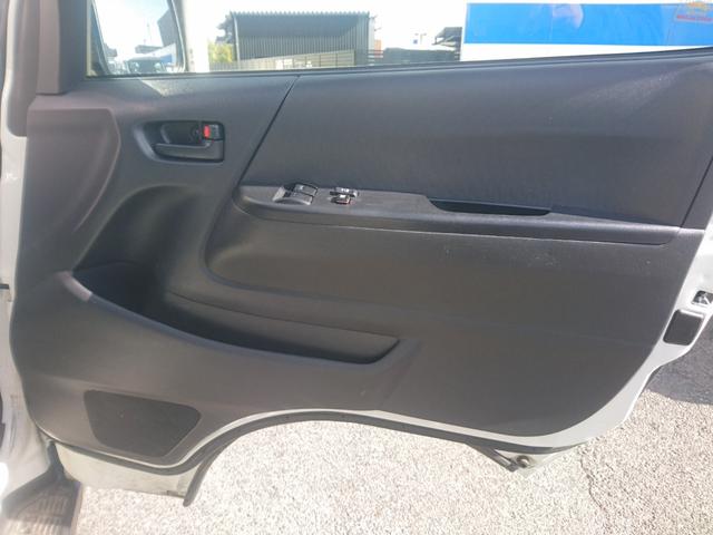 ハイエースバン ロングＤＸ　リフト付バン２．０ロングハイルーフ　ＳＤナビ　ワンセグ　Ｂカメラ　ＥＴＣ　リフト３００Ｋｇ（13枚目）