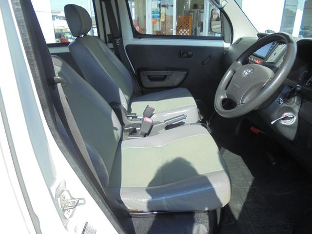 ライトエースバン DX 4WD SDナビ ワンセグ Bカメラ ETC(11枚目)