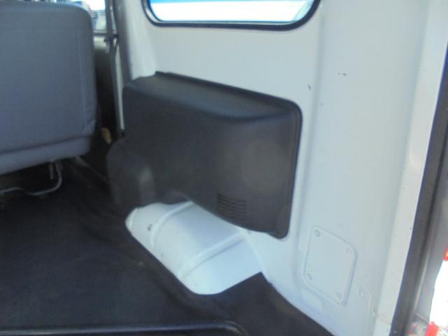 ライトエースバン DX 4WD SDナビ ワンセグ Bカメラ ETC(28枚目)