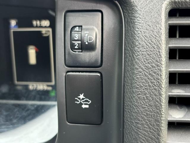 ハイエースバン 　リフト付バン２．０ロング　ＴＳＳ　パノラミックモニター　デジタルミラー　メモリーナビ　ＥＴＣ（45枚目）