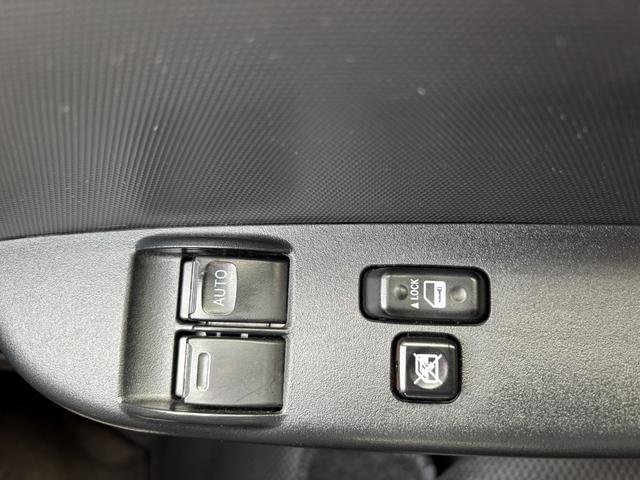 ハイエースバン 　リフト付バン２．０ロング　ＴＳＳ　パノラミックモニター　デジタルミラー　メモリーナビ　ＥＴＣ（51枚目）