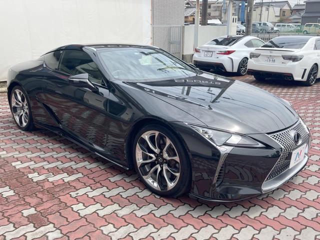 ＬＣ ＬＣ５００ｈ　Ｓパッケージ　マークレビンソン　セーフティシステム＋　カラーヘッドアップディスプレイ　純正ナビ　バックカメラ　格納式アクティブスポイラー　三眼フルＬＥＤヘッド　純正２１インチアルミ　シートベンチレーション　ＥＴＣ（17枚目）