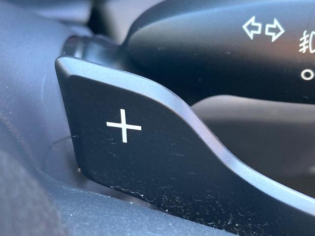 クラウンハイブリッド RSアドバンス ムーンルーフ 黒革 シートベンチレーション BSM RCTAB カラーHUD シートメモリ メーカーナビ バックカメラ AC100V セーフティセンス 3眼LEDヘッド 革巻きステアリング ETC(7枚目)