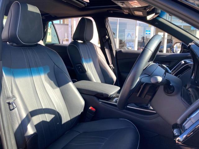 クラウンハイブリッド RSアドバンス ムーンルーフ 黒革 シートベンチレーション BSM RCTAB カラーHUD シートメモリ メーカーナビ バックカメラ AC100V セーフティセンス 3眼LEDヘッド 革巻きステアリング ETC(8枚目)