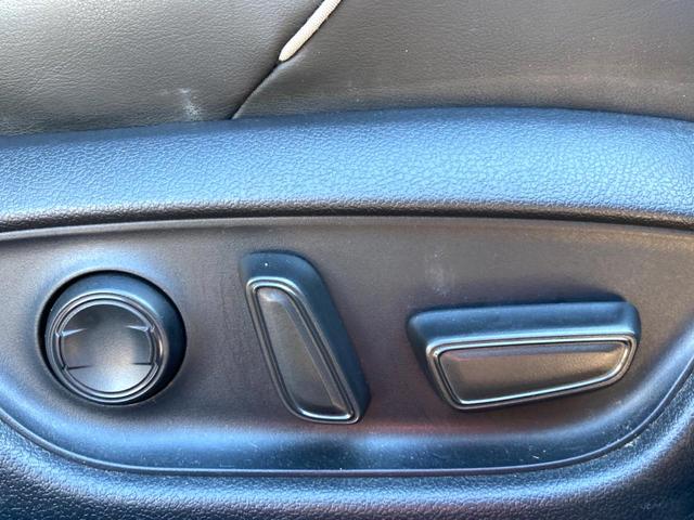 クラウンハイブリッド RSアドバンス ムーンルーフ 黒革 シートベンチレーション BSM RCTAB カラーHUD シートメモリ メーカーナビ バックカメラ AC100V セーフティセンス 3眼LEDヘッド 革巻きステアリング ETC(37枚目)