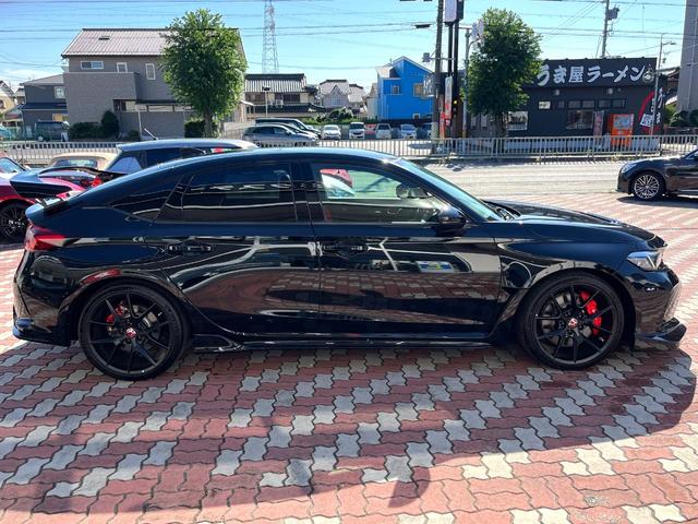 シビック タイプR 無限エアロ(F) 6MT ターボ 1オーナー 禁煙車 ホンダコネクト バックカメラ 純正19インチAW Bremboキャリパー フルLEDヘッド +Rモードスイッチ 大型リヤスポイラー ETC2.0(21枚目)