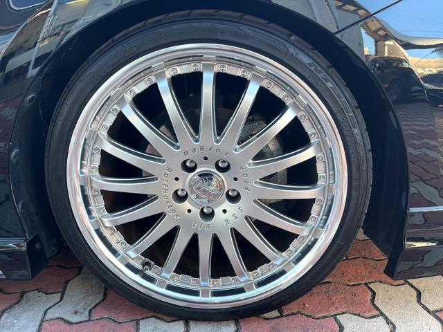 カムリ WS 後期 GRエアロ(F/S/R/リアスポ) BLITZマフラー BLITZ車高調 パノラミックビュー カラーHUD アクセサリーコンセント ロルフハルトゲ20インチAW 禁煙車 ディスプレイオーディオ(29枚目)