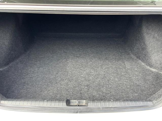 シビック タイプR K20A 2.0L直4 6MT メーカーナビ バックカメラ 禁煙車 ヘリカルLSD Rスペックシート 純正18インチAW HIDヘッド 大型リヤスポイラー ETC リモコンキー 革巻きステアリング(10枚目)
