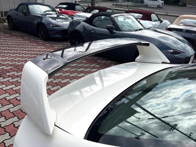 シビック タイプR K20A 2.0L直4 6MT メーカーナビ バックカメラ 禁煙車 ヘリカルLSD Rスペックシート 純正18インチAW HIDヘッド 大型リヤスポイラー ETC リモコンキー 革巻きステアリング(35枚目)