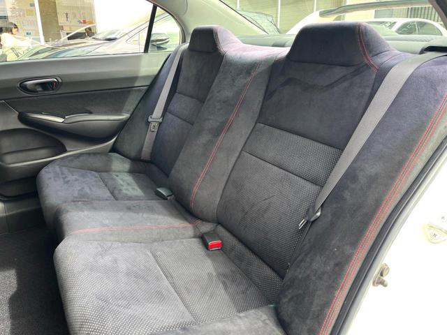 シビック タイプR K20A 2.0L直4 6MT メーカーナビ バックカメラ 禁煙車 ヘリカルLSD Rスペックシート 純正18インチAW HIDヘッド 大型リヤスポイラー ETC リモコンキー 革巻きステアリング(38枚目)