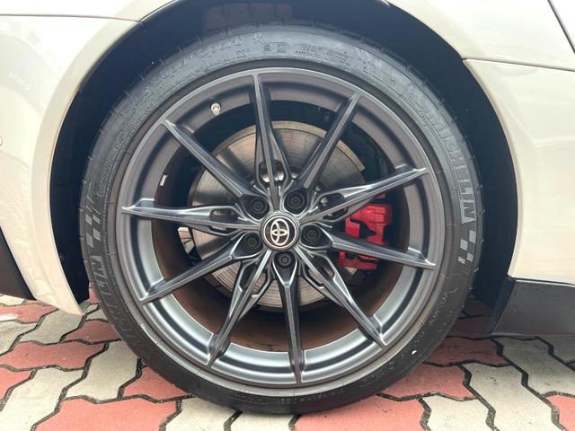 スープラ RZ 改良後 6MT 3.0L直6ターボ 387馬力 タン革シート タンツートン革巻きステアリング 純正19インチダークメタリック塗装AW JBLサウンド 6灯式LEDヘッド 禁煙車 1オーナー ETC(30枚目)