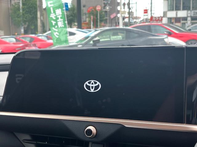 クラウンクロスオーバー Gアドバンスド・レザーパッケージ モデリスタエアロ(F/S/R) モデリスタクールシャインキット 禁煙車 1オーナー 4眼LEDヘッド 純正21インチAW 黒革 シートベンチレーション ディスプレイオーディオ パノラミックビュー(4枚目)