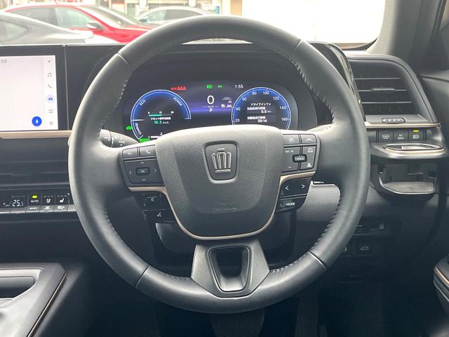 クラウンクロスオーバー Gアドバンスド・レザーパッケージ モデリスタエアロ(F/S/R) モデリスタクールシャインキット 禁煙車 1オーナー 4眼LEDヘッド 純正21インチAW 黒革 シートベンチレーション ディスプレイオーディオ パノラミックビュー(11枚目)