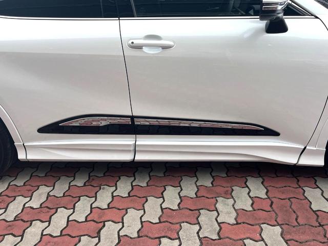 クラウンクロスオーバー Gアドバンスド・レザーパッケージ モデリスタエアロ(F/S/R) モデリスタクールシャインキット 禁煙車 1オーナー 4眼LEDヘッド 純正21インチAW 黒革 シートベンチレーション ディスプレイオーディオ パノラミックビュー(36枚目)