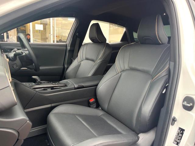 クラウンクロスオーバー Gアドバンスド・レザーパッケージ モデリスタエアロ(F/S/R) モデリスタクールシャインキット 禁煙車 1オーナー 4眼LEDヘッド 純正21インチAW 黒革 シートベンチレーション ディスプレイオーディオ パノラミックビュー(39枚目)