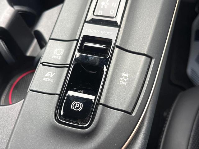 クラウンクロスオーバー Gアドバンスド・レザーパッケージ モデリスタエアロ(F/S/R) モデリスタクールシャインキット 禁煙車 1オーナー 4眼LEDヘッド 純正21インチAW 黒革 シートベンチレーション ディスプレイオーディオ パノラミックビュー(56枚目)