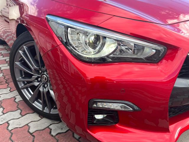 スカイライン 400R 405馬力 3.0L V6 ツインターボ 純正OPカーボンリヤスポイラー BOSEパフォーマンスシリーズサウンド アンビエントライト OPボディ色 禁煙車 黒革 シートヒーター 純正19インチAW(12枚目)