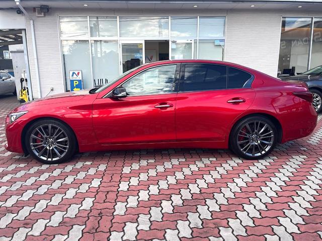 スカイライン 400R 405馬力 3.0L V6 ツインターボ 純正OPカーボンリヤスポイラー BOSEパフォーマンスシリーズサウンド アンビエントライト OPボディ色 禁煙車 黒革 シートヒーター 純正19インチAW(23枚目)