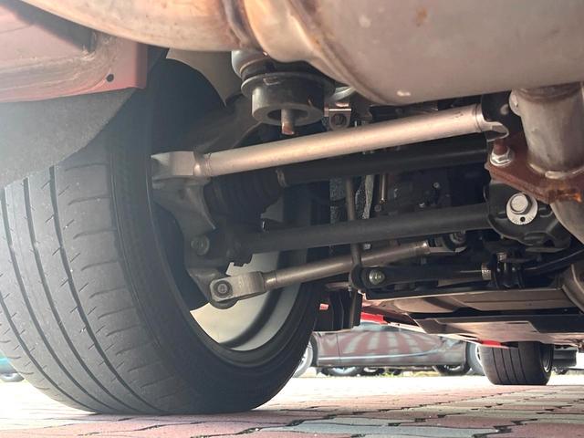 スカイライン 400R 405馬力 3.0L V6 ツインターボ 純正OPカーボンリヤスポイラー BOSEパフォーマンスシリーズサウンド アンビエントライト OPボディ色 禁煙車 黒革 シートヒーター 純正19インチAW(28枚目)