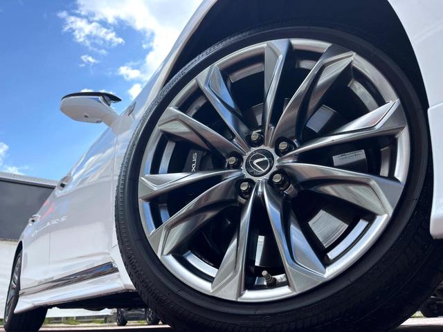 ＬＳ ＬＳ５００　Ｆスポーツ　ＴＲＤエアロ（Ｆ／Ｓ／Ｒ／リアスポ／ミラーカバー＆スポーツマフラー）　ツインターボ　４ＷＤ　禁煙車　赤革　シートベンチレーション　全席シートヒーター　全席パワーシート　純正２０インチＡＷ　ＥＴＣ（13枚目）
