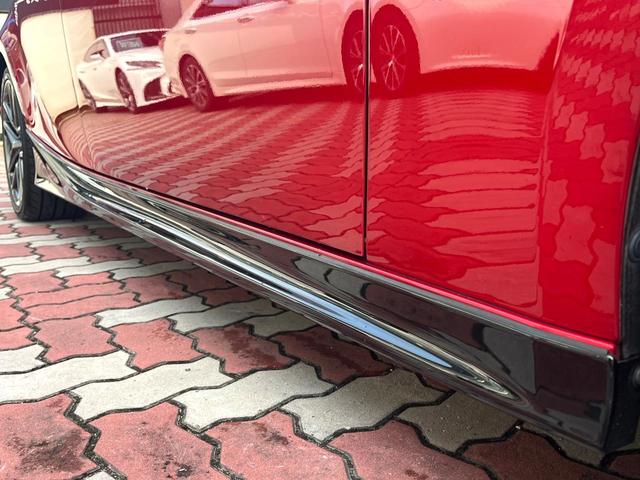 ＩＳ ＩＳ３００ｈブラックシークエンス　特別仕様　中期　ＴＲＤエアロ（Ｆ／Ｓ／Ｒ／リアスポ＆スポーツマフラー）　ＯＰボディ色　ムーンルーフ　フルＬＥＤヘッド　ＢＳＭ　ＲＣＴＡ　クリソナ　ステアリングヒーター　禁煙車　ツートン革　ＥＴＣ（35枚目）