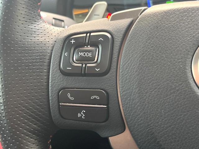 ＩＳ ＩＳ３００ｈブラックシークエンス　特別仕様　中期　ＴＲＤエアロ（Ｆ／Ｓ／Ｒ／リアスポ＆スポーツマフラー）　ＯＰボディ色　ムーンルーフ　フルＬＥＤヘッド　ＢＳＭ　ＲＣＴＡ　クリソナ　ステアリングヒーター　禁煙車　ツートン革　ＥＴＣ（50枚目）