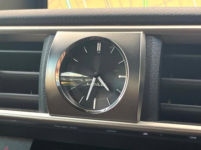 ＩＳ ＩＳ３００ｈブラックシークエンス　特別仕様　中期　ＴＲＤエアロ（Ｆ／Ｓ／Ｒ／リアスポ＆スポーツマフラー）　ＯＰボディ色　ムーンルーフ　フルＬＥＤヘッド　ＢＳＭ　ＲＣＴＡ　クリソナ　ステアリングヒーター　禁煙車　ツートン革　ＥＴＣ（62枚目）