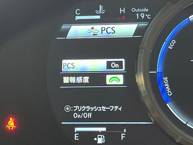 ＩＳ ＩＳ３００ｈブラックシークエンス　特別仕様　中期　ＴＲＤエアロ（Ｆ／Ｓ／Ｒ／リアスポ＆スポーツマフラー）　ＯＰボディ色　ムーンルーフ　フルＬＥＤヘッド　ＢＳＭ　ＲＣＴＡ　クリソナ　ステアリングヒーター　禁煙車　ツートン革　ＥＴＣ（70枚目）