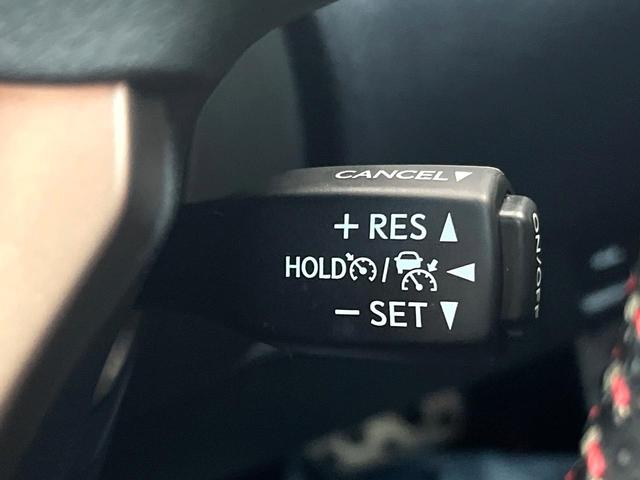 ＩＳ ＩＳ３００ｈブラックシークエンス　特別仕様　中期　ＴＲＤエアロ（Ｆ／Ｓ／Ｒ／リアスポ＆スポーツマフラー）　ＯＰボディ色　ムーンルーフ　フルＬＥＤヘッド　ＢＳＭ　ＲＣＴＡ　クリソナ　ステアリングヒーター　禁煙車　ツートン革　ＥＴＣ（74枚目）