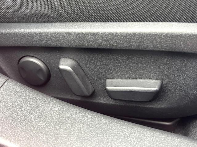 MAZDA3セダン 20Sプロアクティブ ツーリングセレクション 360度ビュー 禁煙車 クルージングトラフィックサポート パワーシート シートヒーター 8.8インチマツダコネクトナビ スマートブレーキ 革巻きステアリング ステアリングヒーター ブラッククロスシート(37枚目)