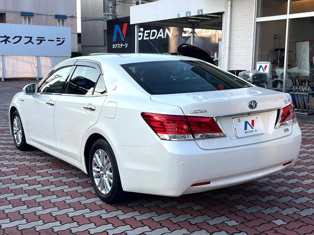 クラウンハイブリッド ロイヤルサルーン　禁煙車　純正ＨＤＤナビ　バックカメラ　クルーズコントロール　クリアランスソナー　シートヒーター　パワーシート　純正革巻ステアリング　ＨＩＤヘッドライト　純正１６インチアルミホイール　ＥＴＣ（26枚目）