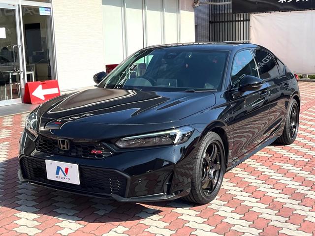 シビック ＲＳ　６ＭＴ　ホンダセンシング　フルＬＥＤヘッドライト　１８インチＲＡＹＳアルミ　９インチＢＯＳＥプレミアムサウンド付ホンダコネクト　アップルカープレイ対応　レーダークルコン　ワンオーナー　禁煙車（17枚目）