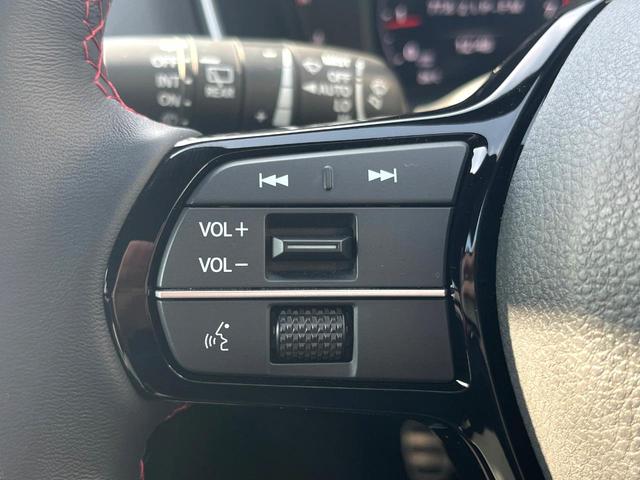 シビック ＲＳ　６ＭＴ　ホンダセンシング　フルＬＥＤヘッドライト　１８インチＲＡＹＳアルミ　９インチＢＯＳＥプレミアムサウンド付ホンダコネクト　アップルカープレイ対応　レーダークルコン　ワンオーナー　禁煙車（35枚目）