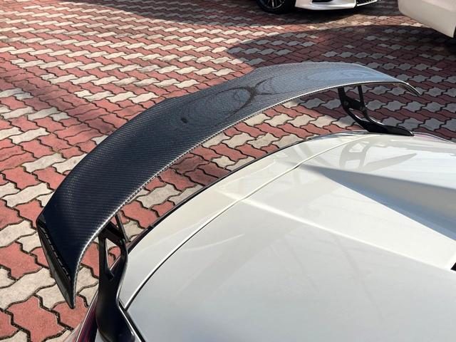 Ｓ６６０ β　６ＭＴ　ターボ　無限エアロ（Ｆ／Ｓ／Ｒ）　無限製カーボンリアウィング　無限製ＡＷ　柿本製マフラー　禁煙車　バックカメラ　ＬＥＤヘッド　スマートキー　ファブリックシート　ＥＴＣ　オートエアコン（5枚目）